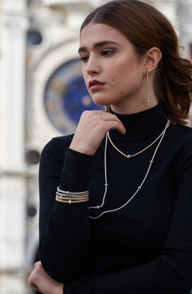 Photograph by Igor Serdyukov