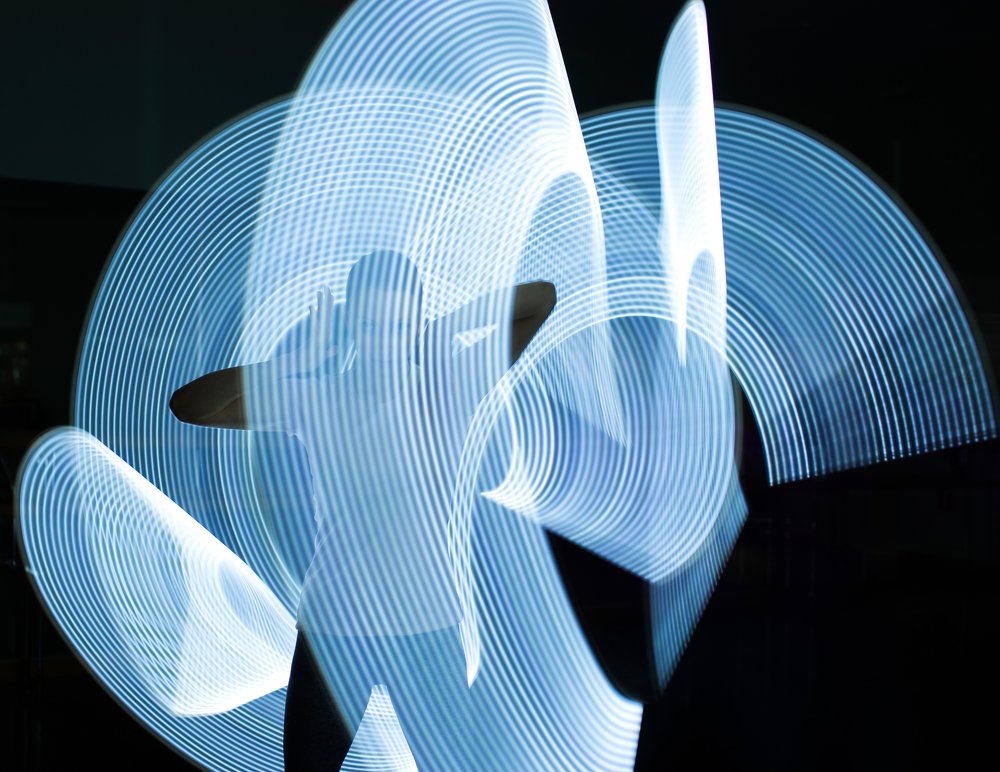 Танец света