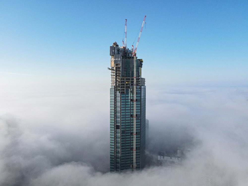 VarsoTower in foggy morning