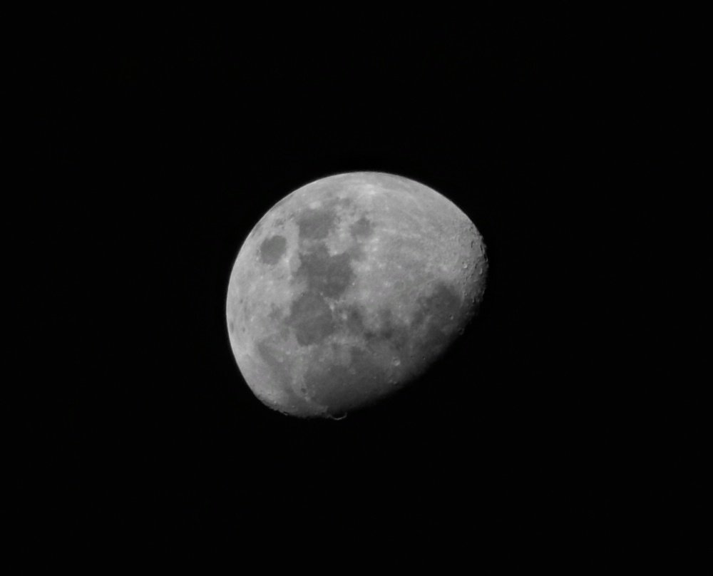 Deep sea of the moon