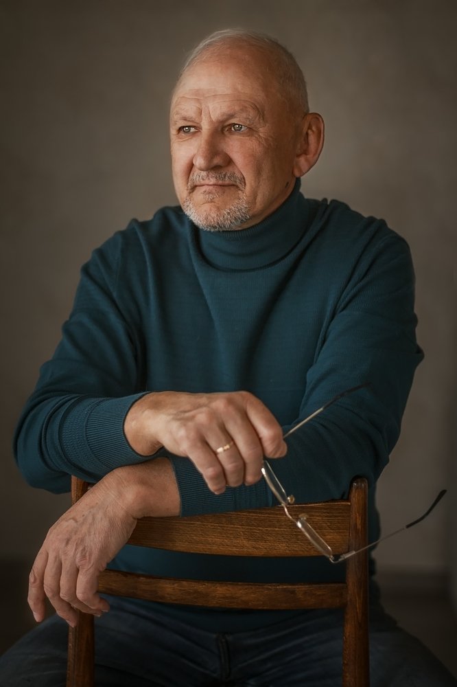 Александр.