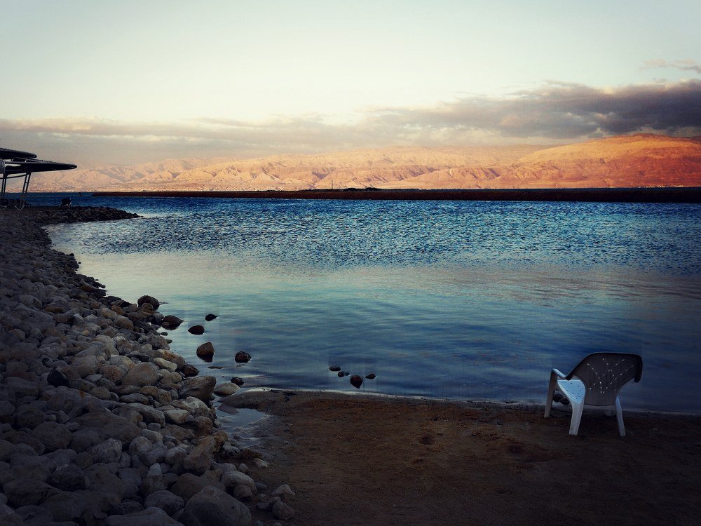 У Мёртвого моря.