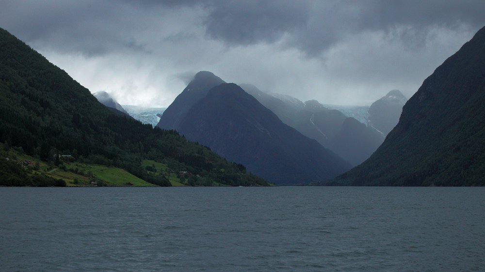 Норвегия, дождь
