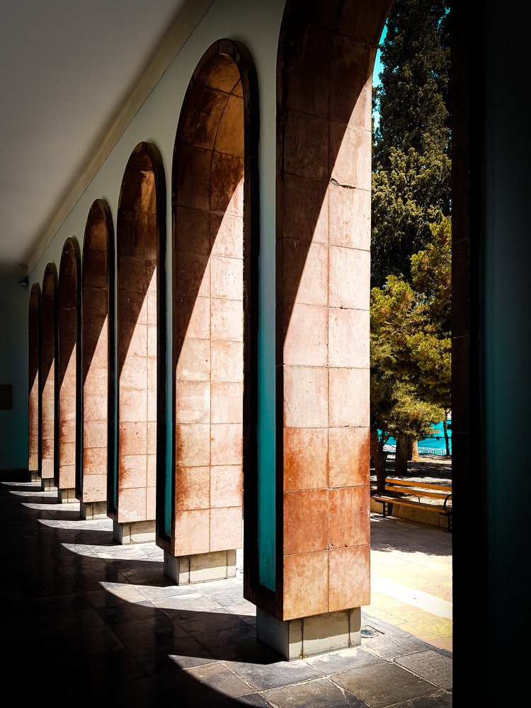 shadow of Saadi's tomb