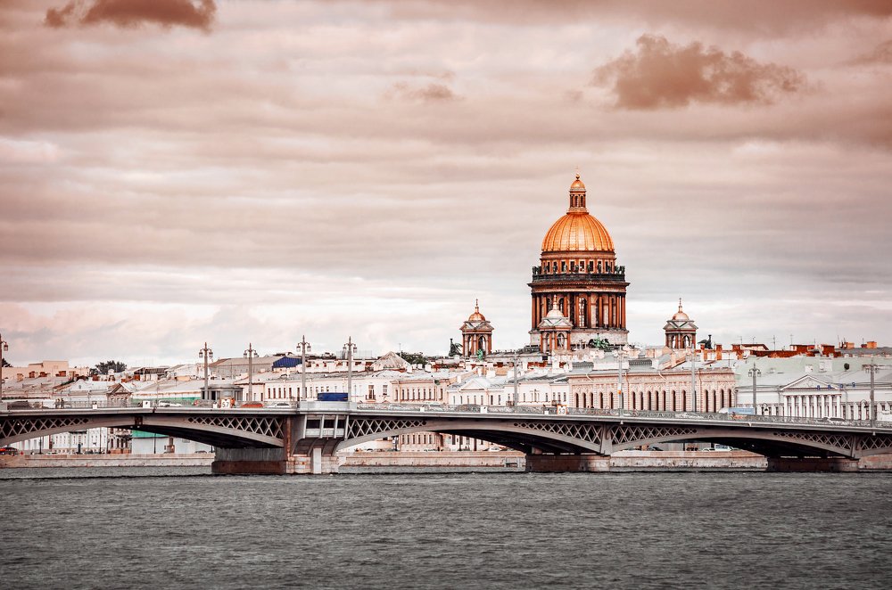 Saint Isaac's Cathedral (St. Petersburg)
