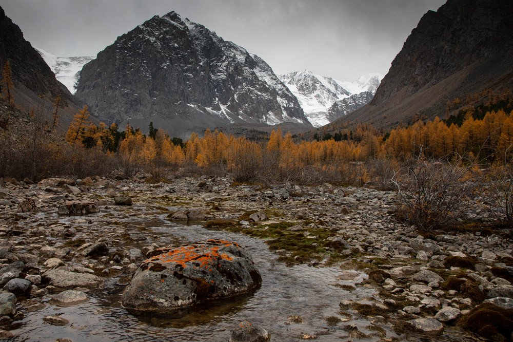 Осенние камни