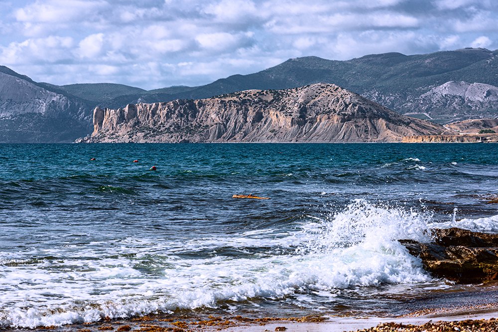 Моря слегка штормит