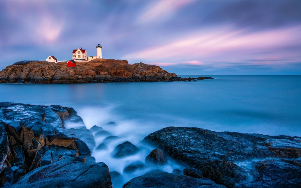 Photograph by  HITTHEROAD