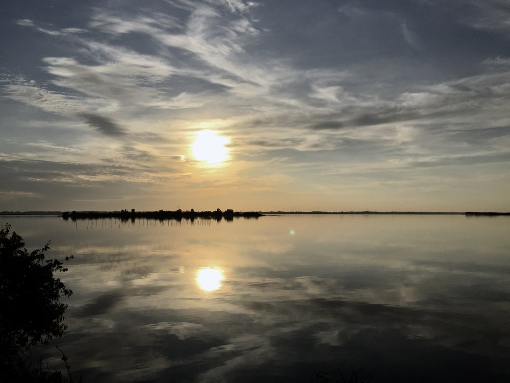 Photograph by thivakaran vayiramuththu