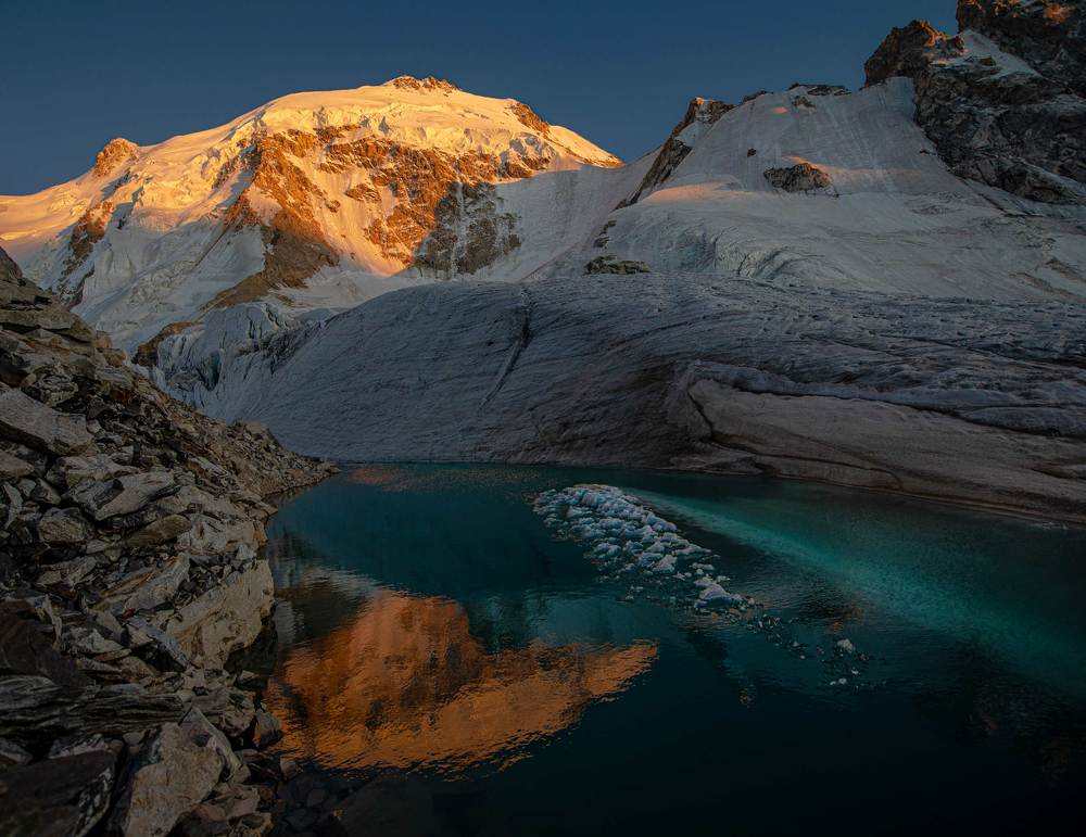Вершина Думала  на закате.
