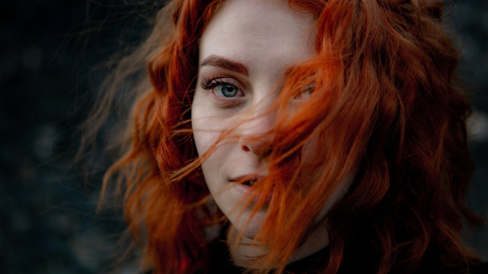 Photograph by Bogdan Lamanov