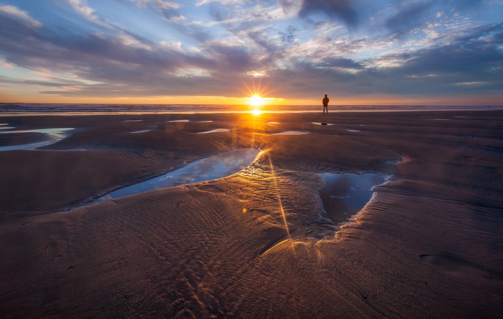 Photograph by Younes Ezzentri