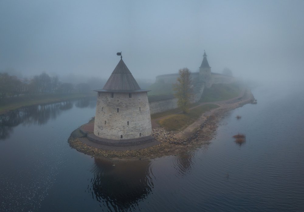 Photograph by Roman Dmitriev