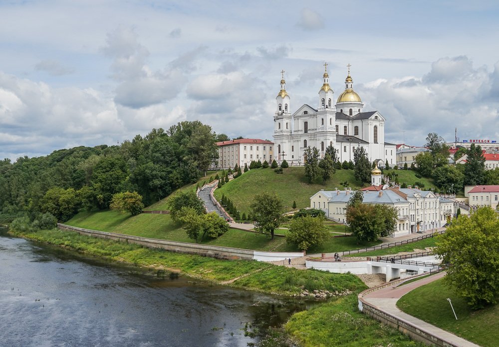 Свято-Успенский кафедральный собор в Витебске.