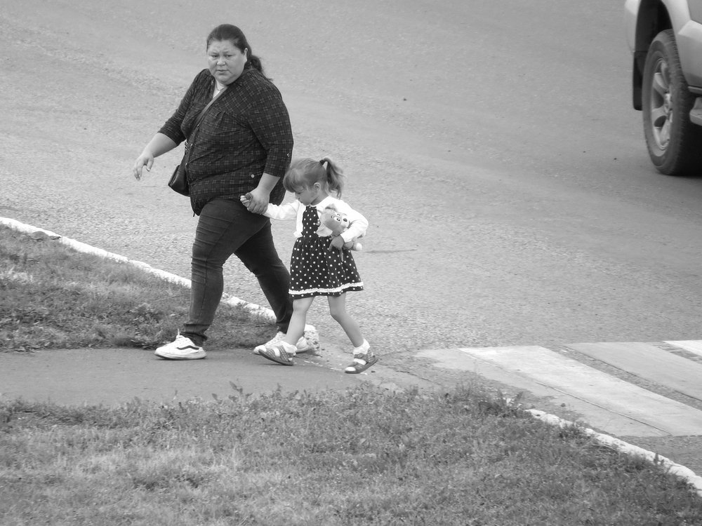 На пешеходном переходе