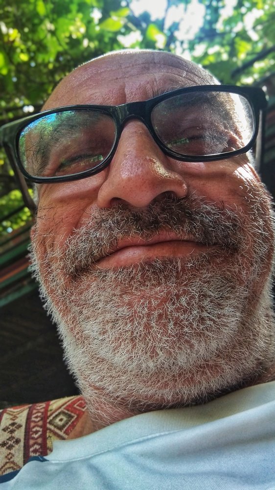 A man who laughs in his sleep and ..