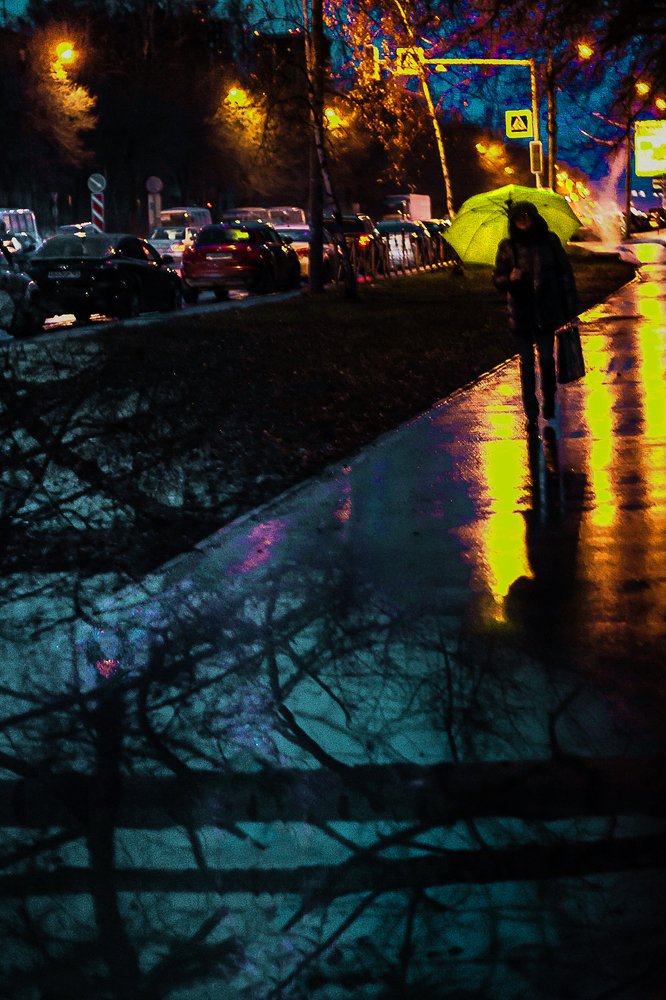 Жёлтый зонтик