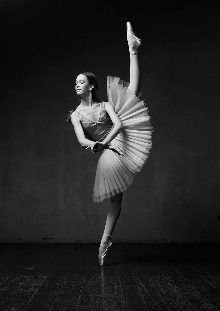 High Leg and Tutu