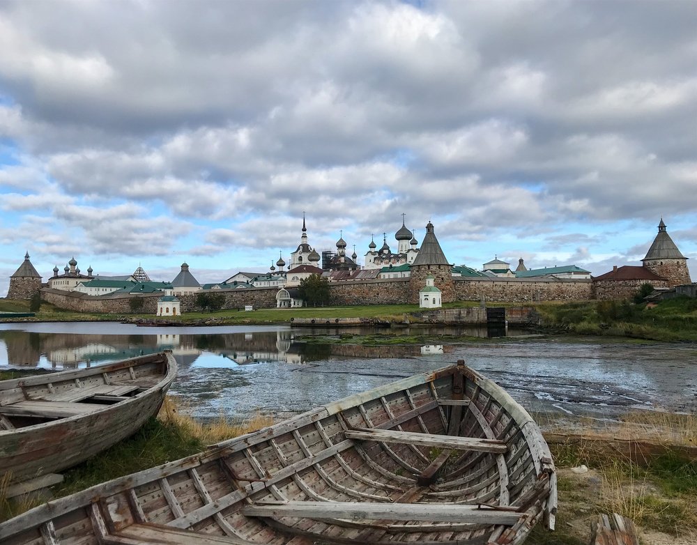 Вид на Соловецкий монастырь/View on the Solovetsky monastery