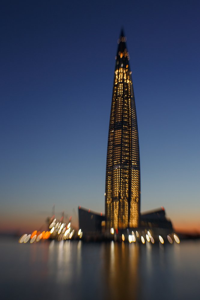 Лахта-центр в Санкт-Петербурге.