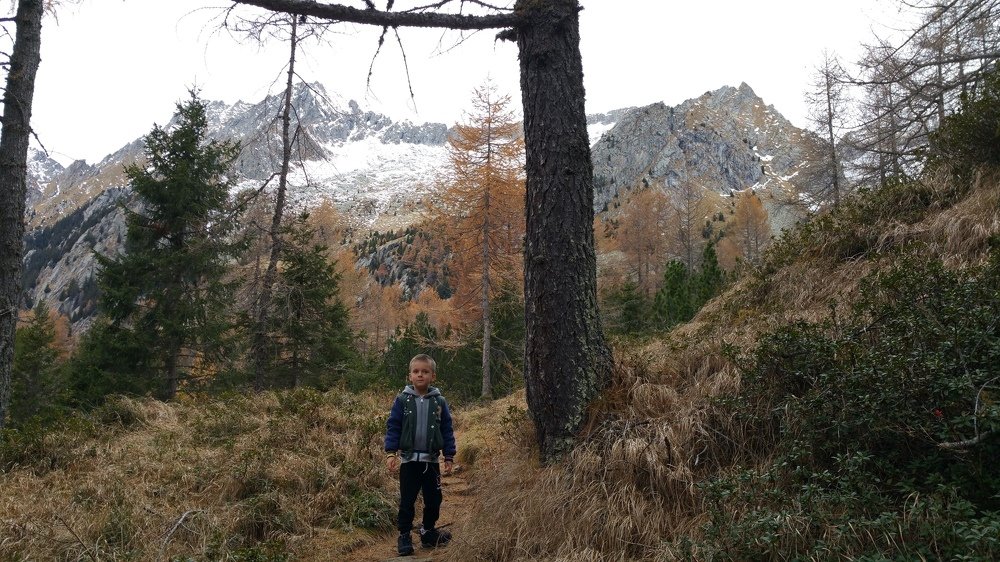 Photograph by Max Ischenko