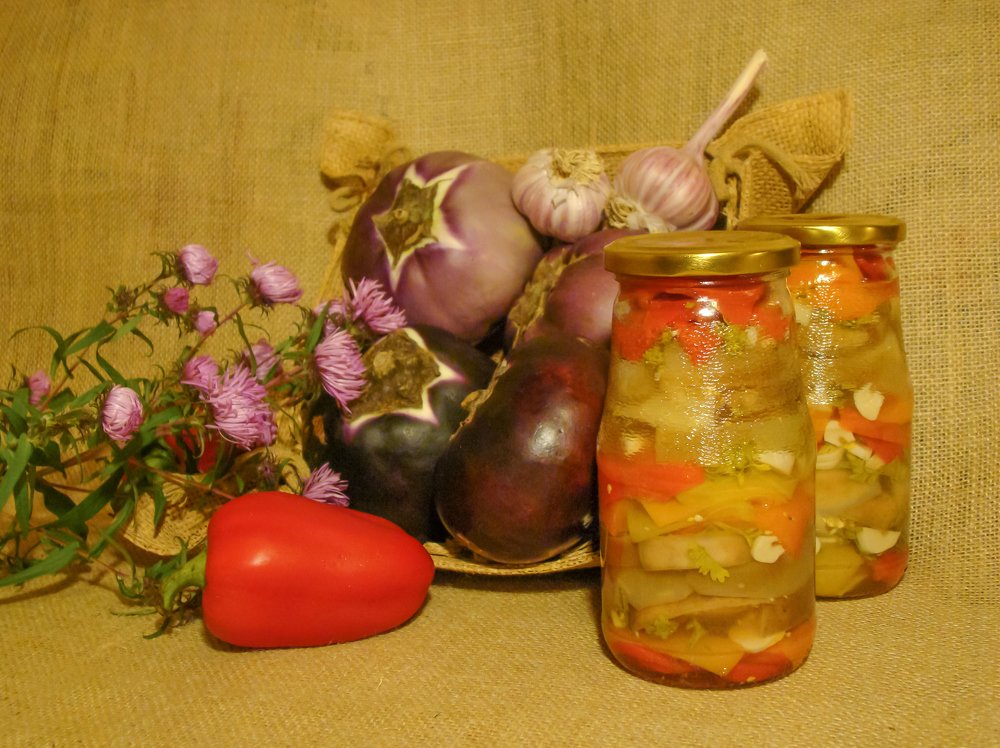 Баклажаны с помидорами