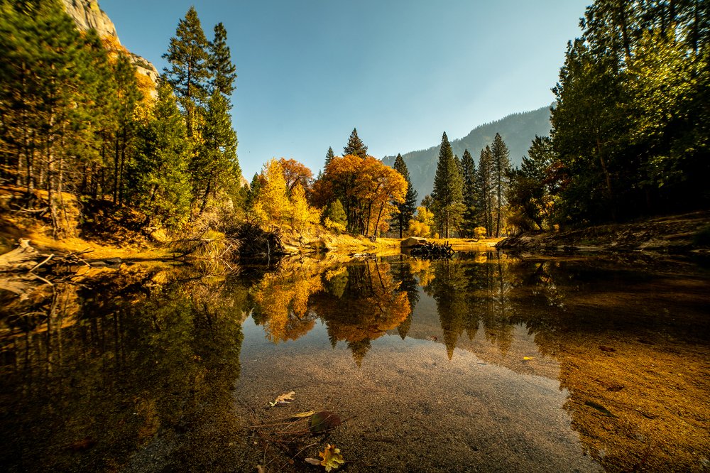 Photograph by Ruslan Pastushak