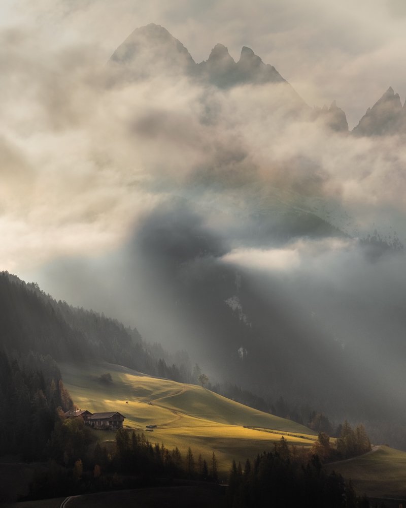 Dramatic morning in Santa Maddalena
