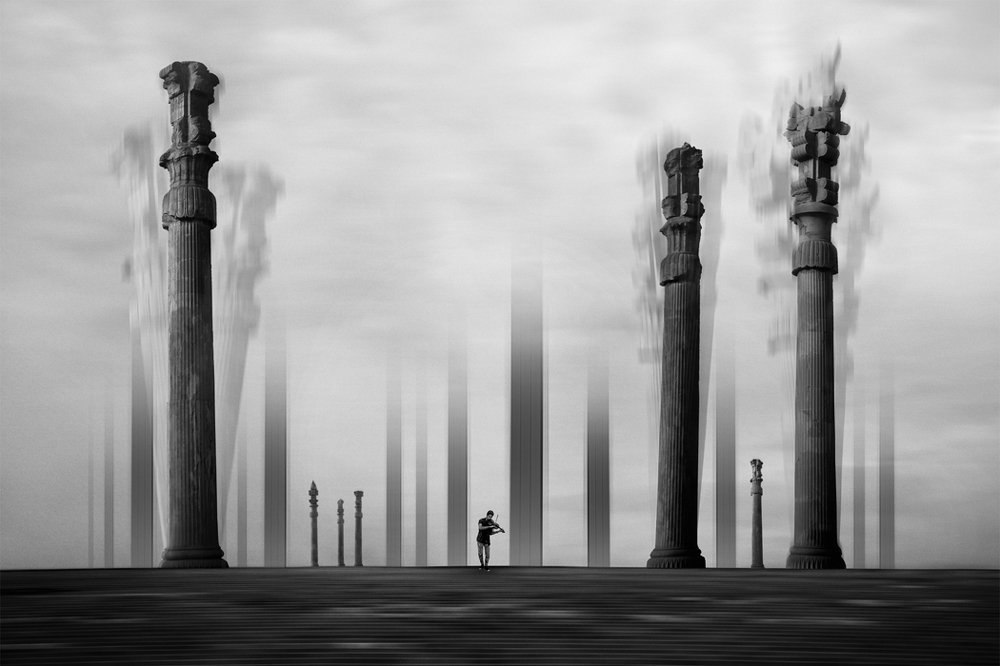 Photograph by Mohammad Dadsetan