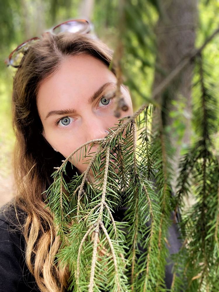 эти глаза напротив