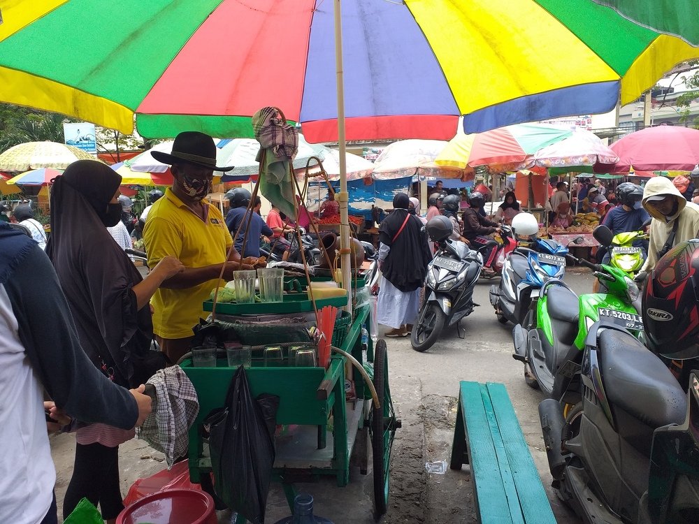 Photograph by har yono