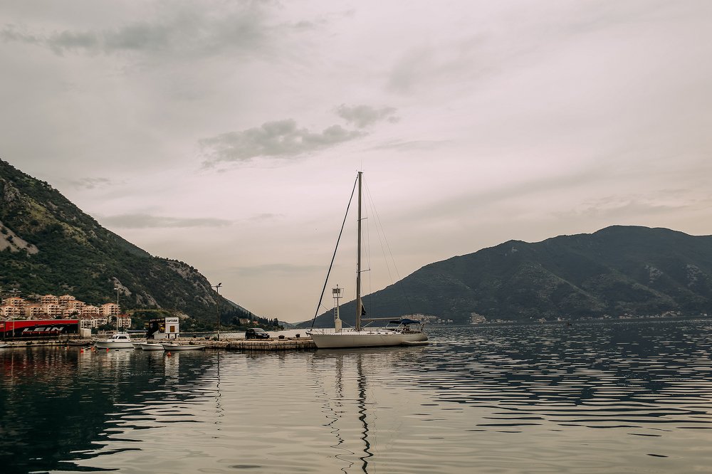 Photograph by Yura Marilov