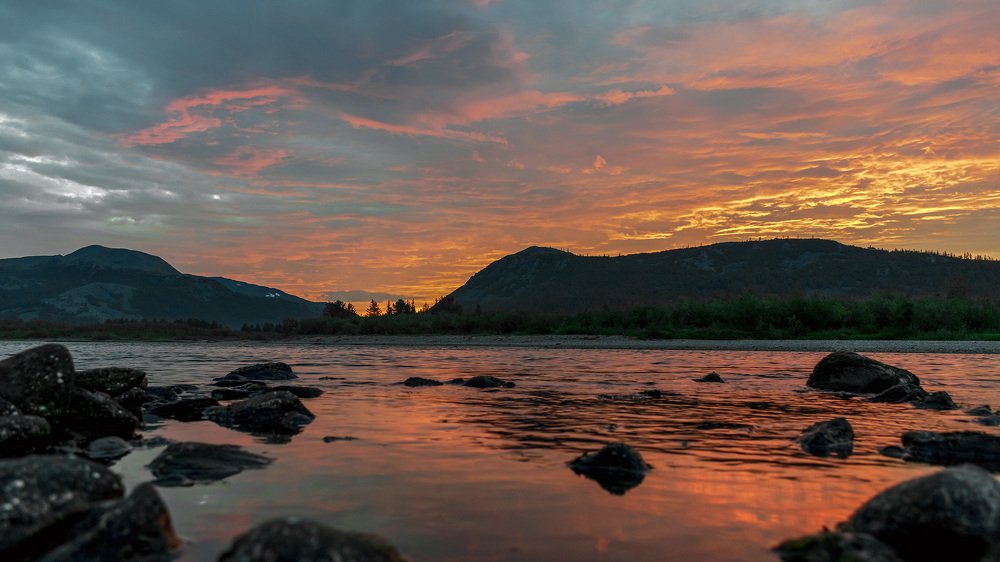 Закат над рекой Собь