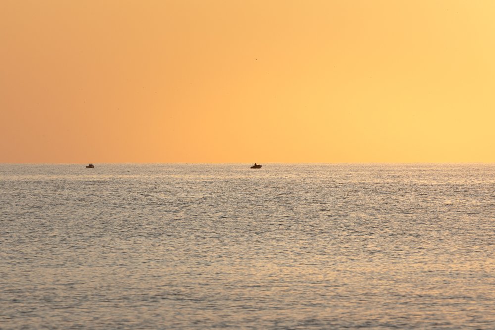 Рассвет на Каспии