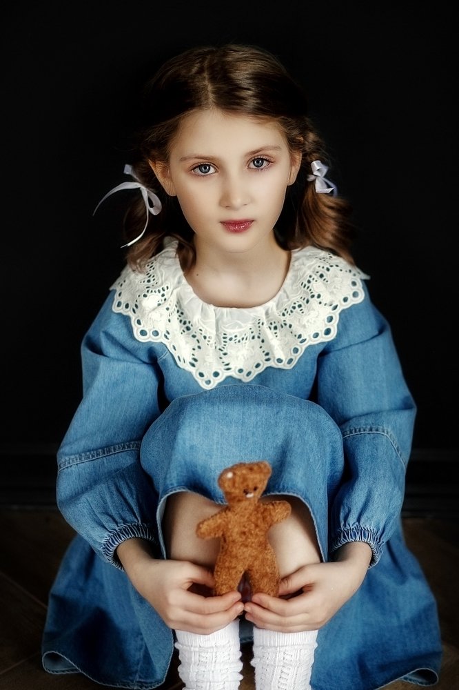 Девочка и Медведь