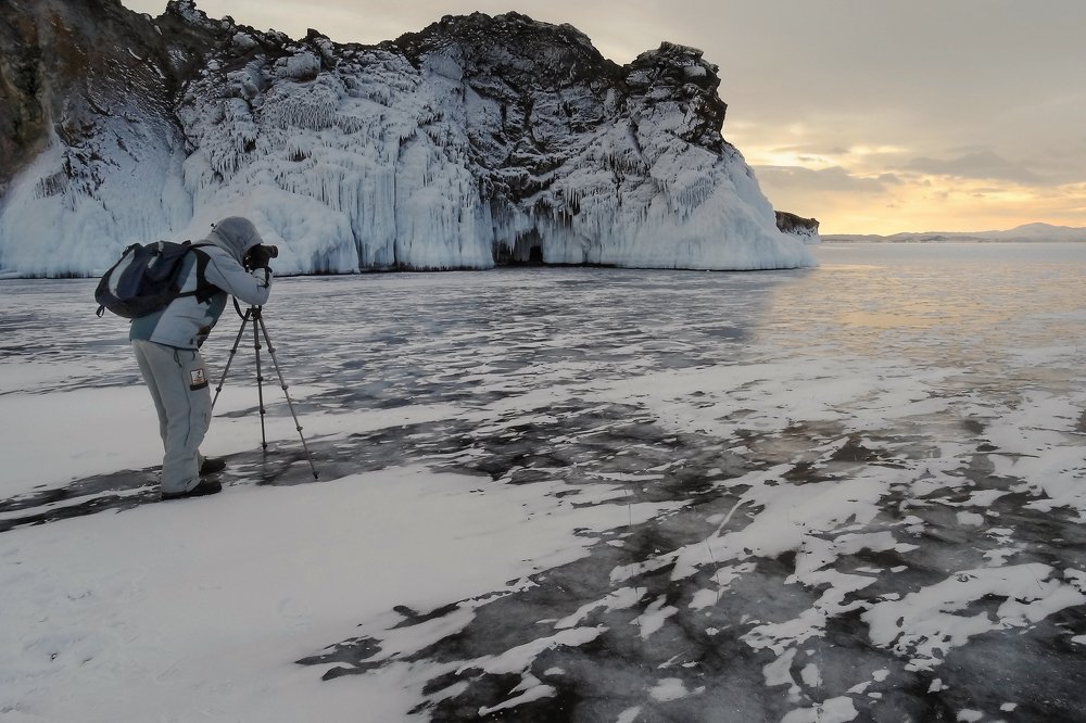 Вечером на зимнем Байкале