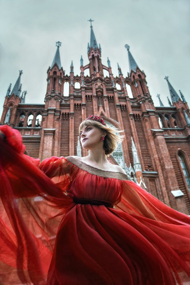 Яркая Готика