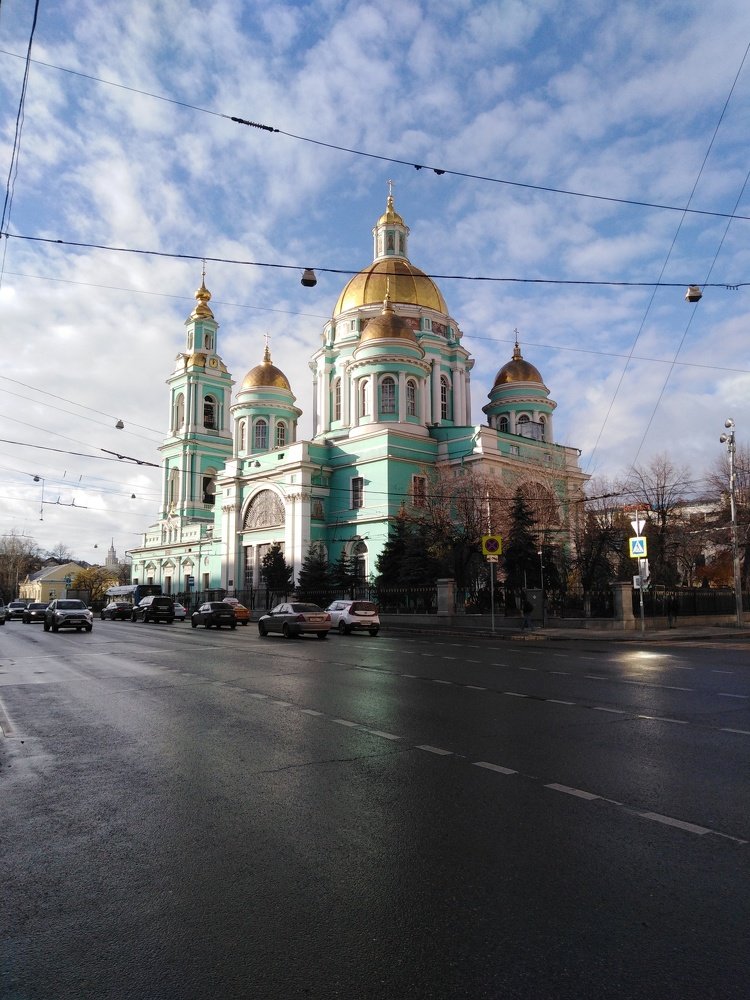 Елоховский собор в Москве.