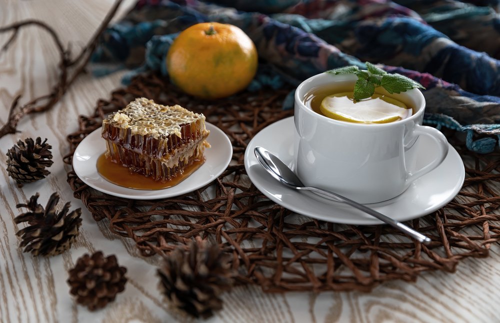 Still life with honey