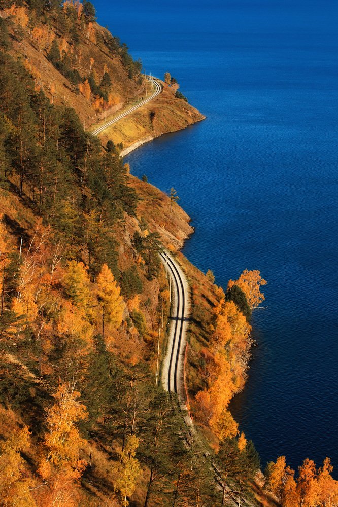 Идём дорого трудной, дорогой не прямой.