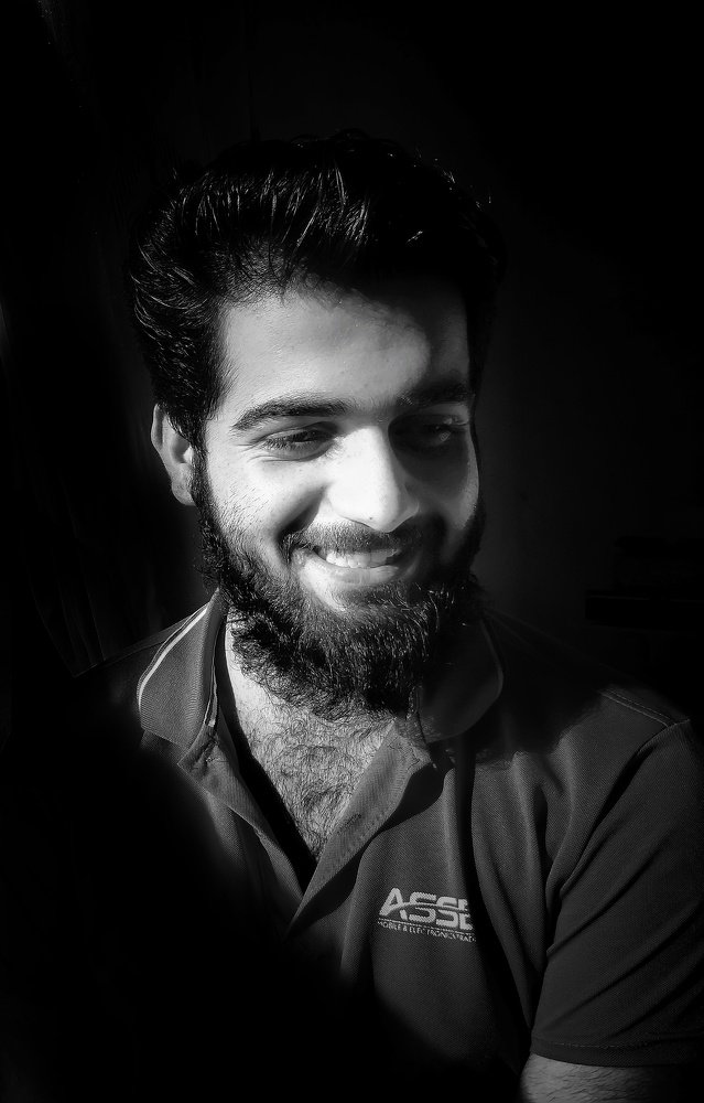 Photograph by Yahya Kakapour