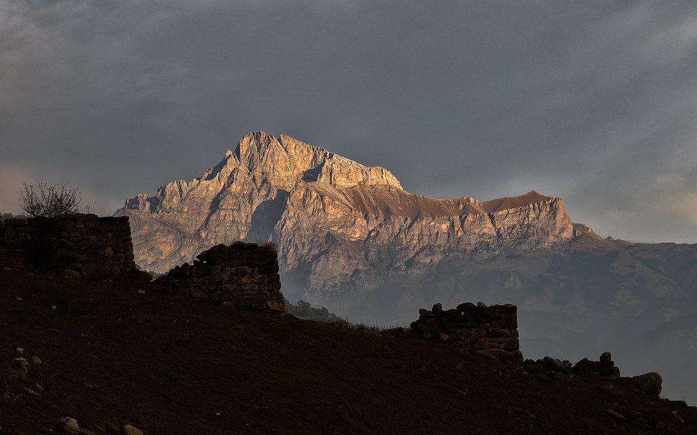 Фотография автора Олег Кожухов