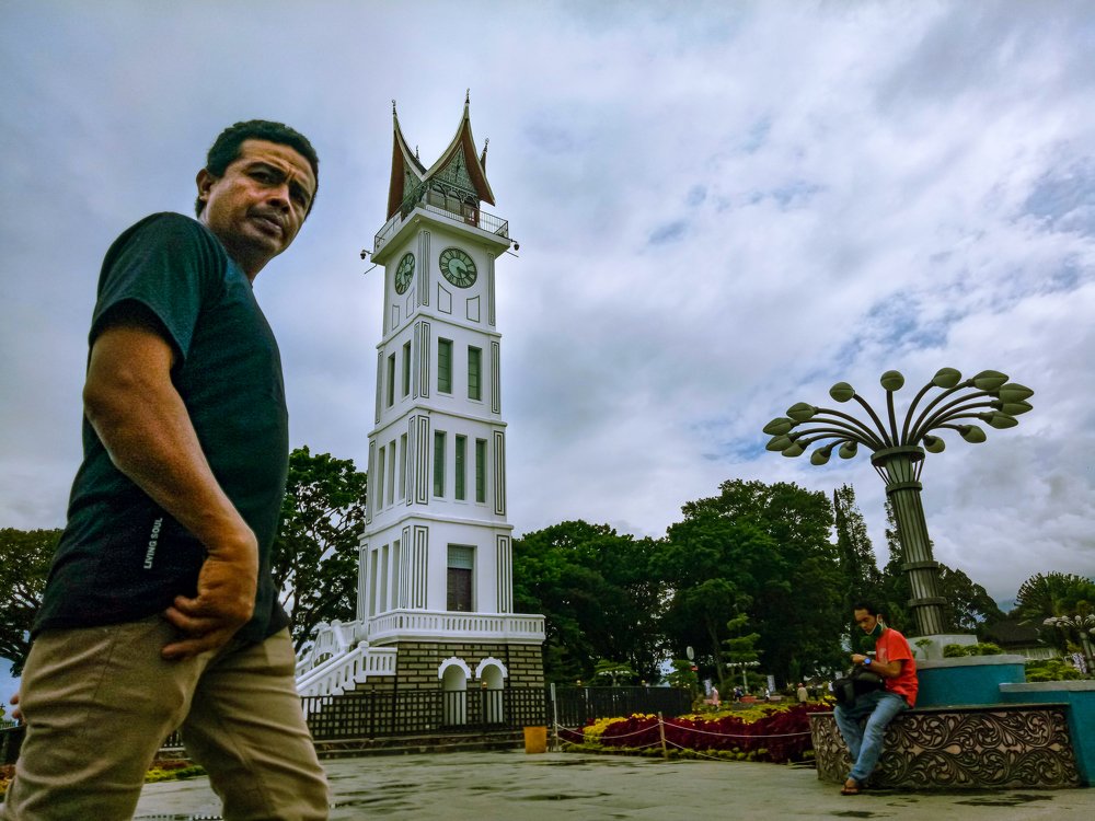 Photograph by Albert Maramis