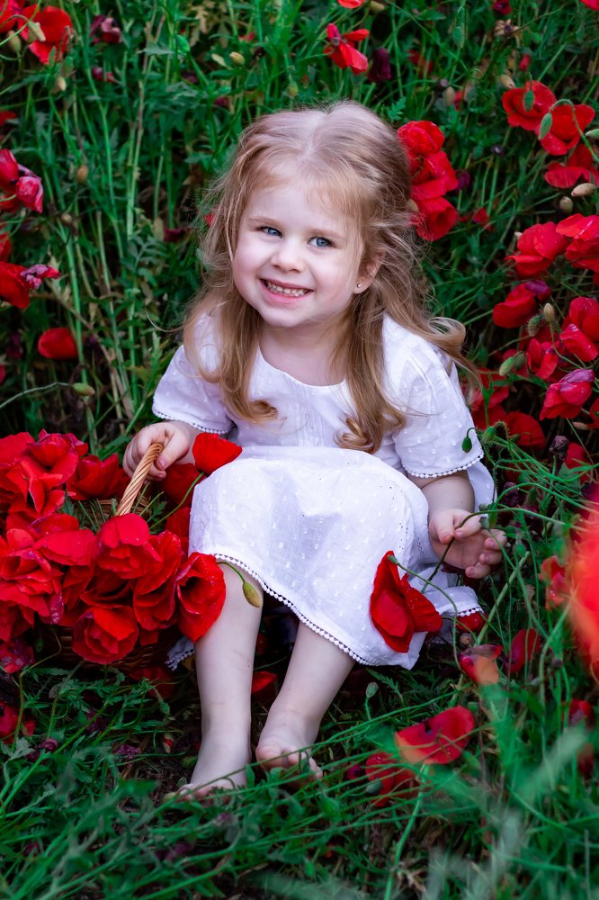 Хитрая улыбка :)