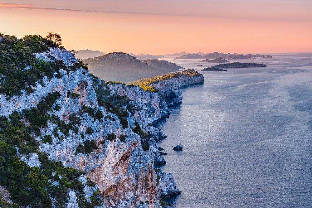 Белые скалы