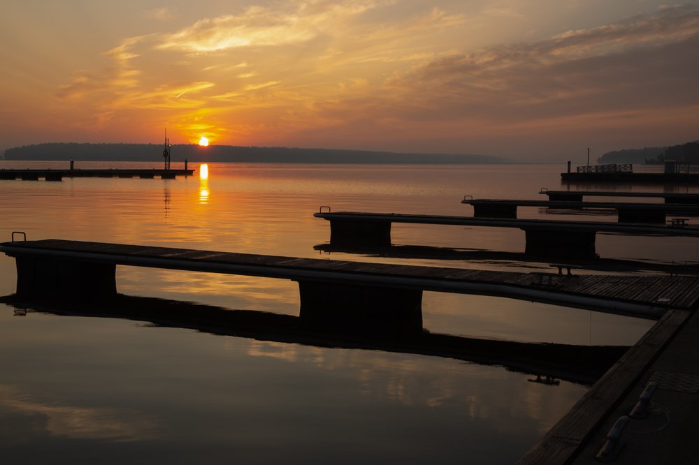 Летний вечер на пирсе