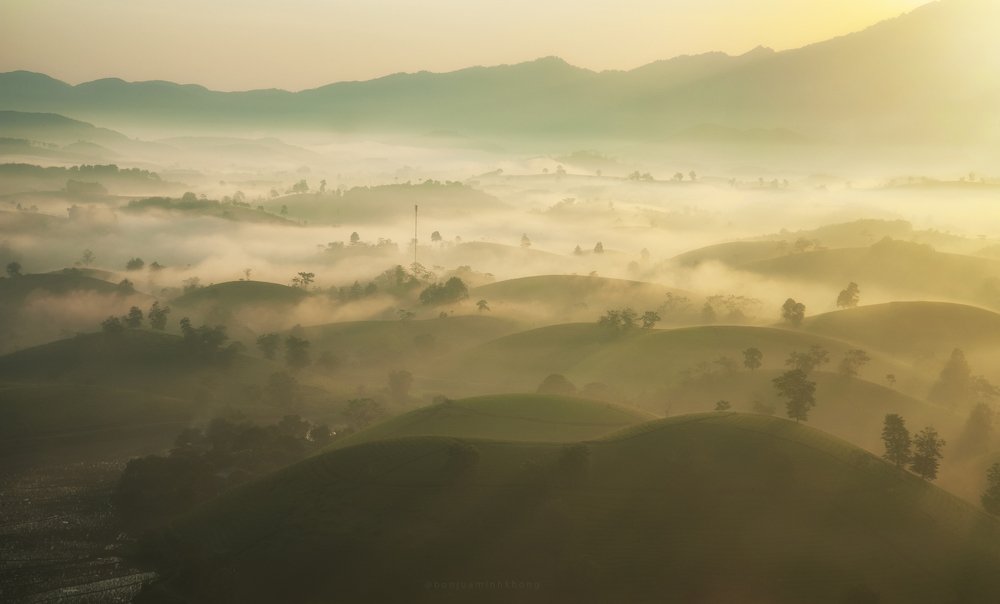 Photograph by Khổng Kiều Minh