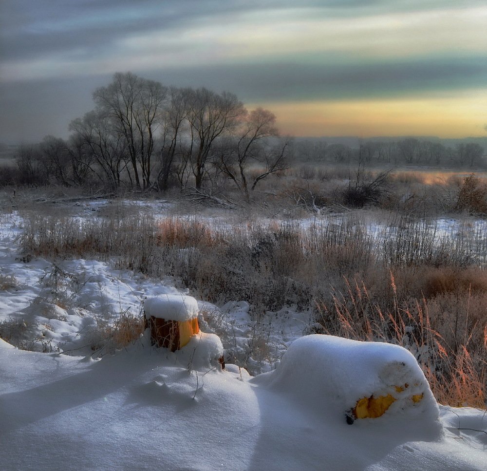 Зимний вечер на Оке .