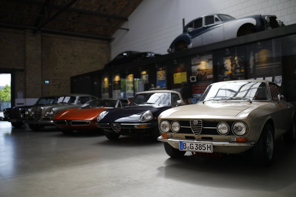 Photograph by Hillel Shatz