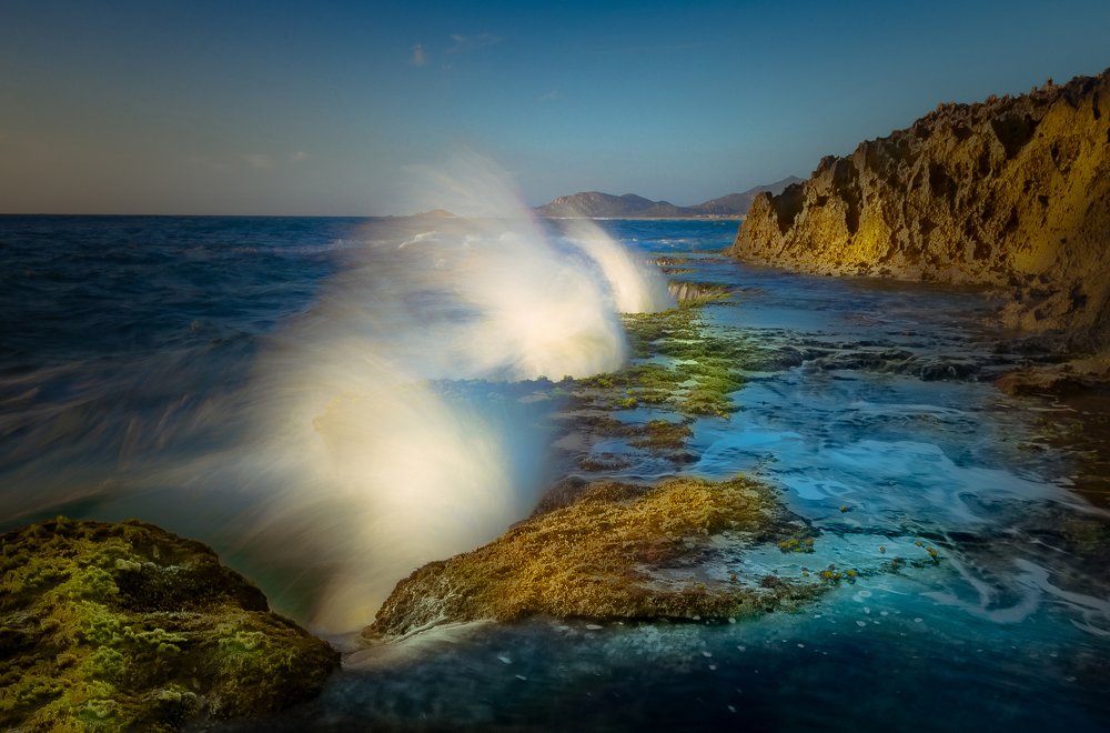 Photograph by Lê Huy Anh